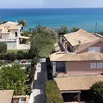 Arenella Beach * Сиракузы
