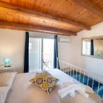 Arenella Beach Апартаменты
