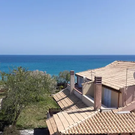 Arenella Beach Syrakus