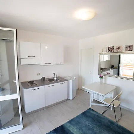 Arenella Beach Apartment