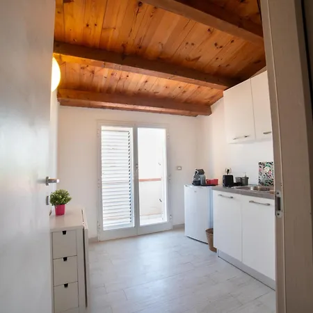 Apartment Arenella Beach *