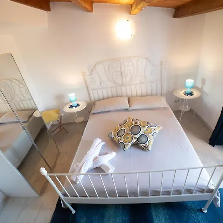 Arenella Beach סירקוזה