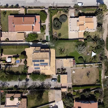 דירה Arenella Beach *